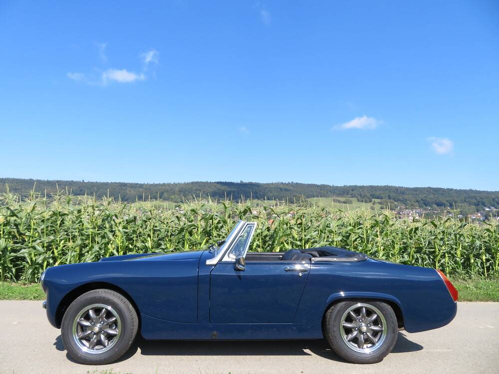 MG_Midget_MkIII_offen_seite (1).jpg