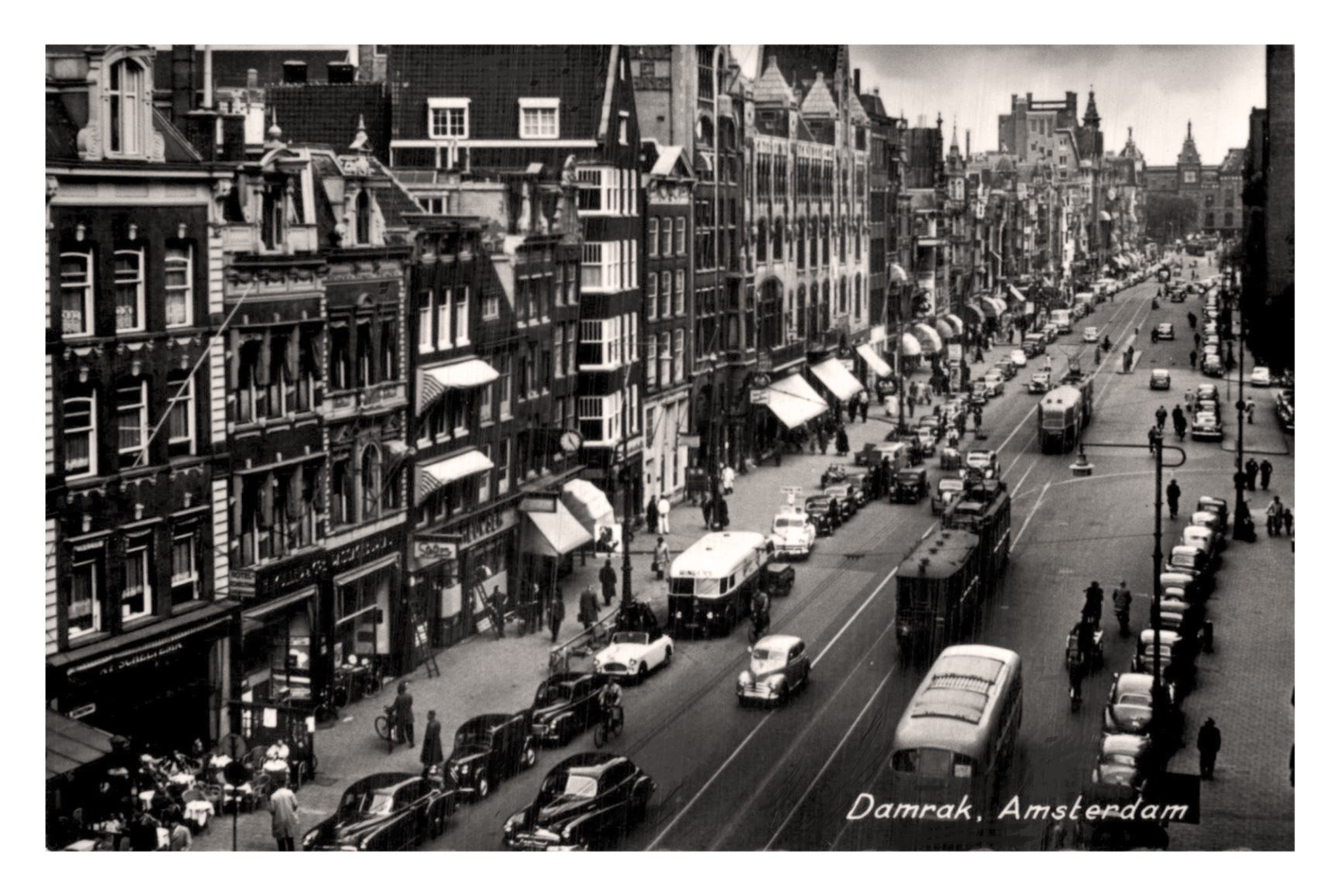 Amsterdam (Nl) Damrak.jpg