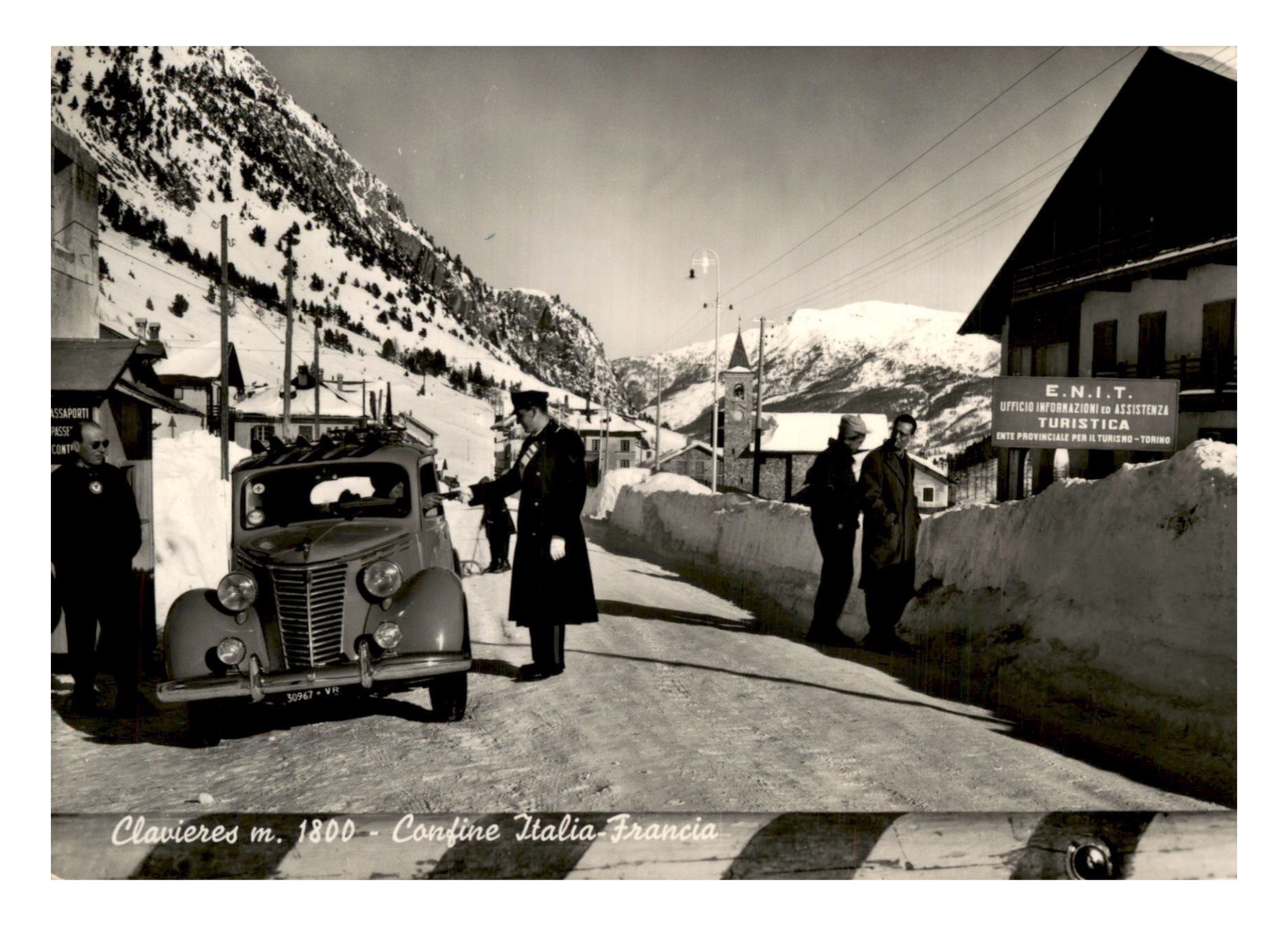 Clavieres (I) frontière avec la France.jpg