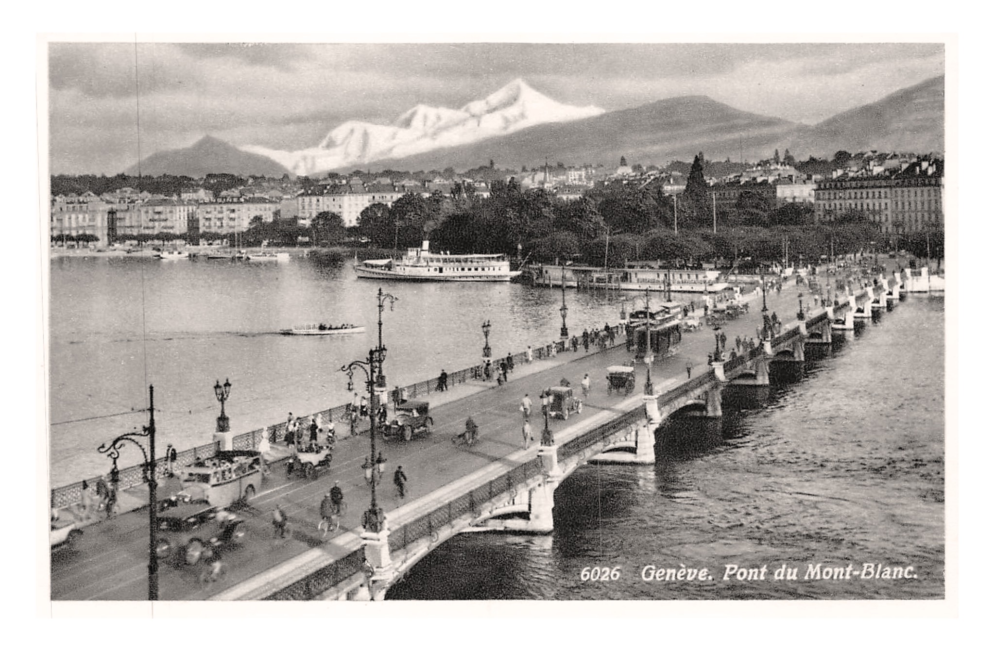 Genève (CH) Pont du Mont Blanc (6026).jpg